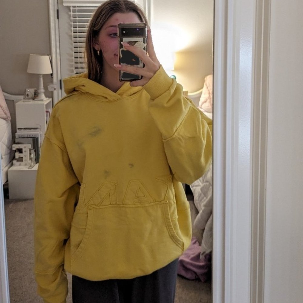 Kani Yellow Sweatshirt
